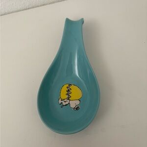 Peanuts Spoon Rest with snoopy Design